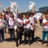 CNTSS/CUT participa da caminhada dos servidores federais em campanha salarial - 22 07 2015